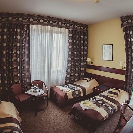 Pensjonat Willa Sorrento Krzeszowice Bagian luar foto